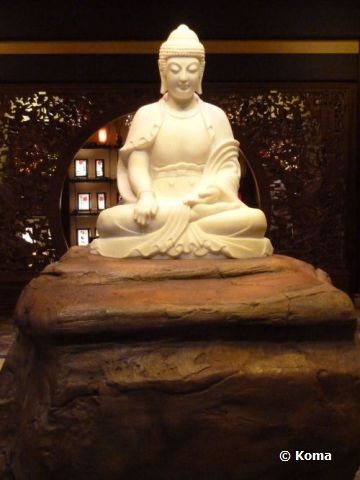 epcot-house-of-good-fortune-in-china-buddha.jpg