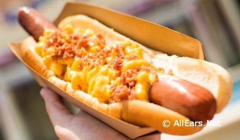 mac-and-cheese-hot-dog-liberty-inn-18-01.jpg