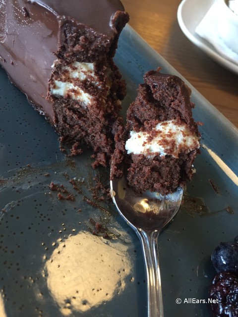 terralina-chocolate-cake-inside.jpg