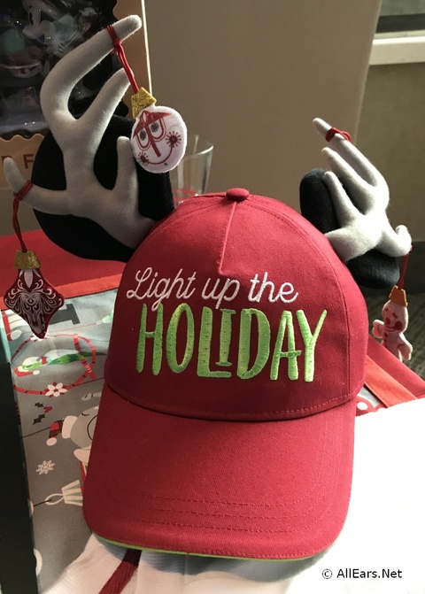 2018-holiday-cap.jpg
