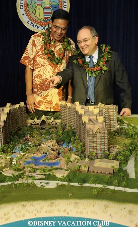 Jay Rasulo and Honolulu Mayor Hannemann