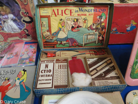 An_Alice_in_Wonderland_nurse_kit