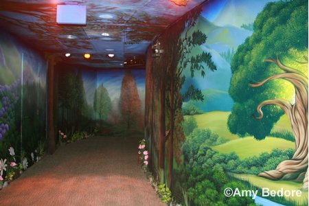 Magic Kingdom's Pixie Hollow and Tinker Bell Meet and Greet