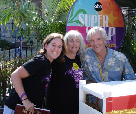Robyn, her mom and David Canary