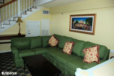 Garden Suite Sofa & TV