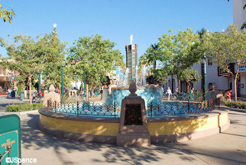 Carthay Circle Fountain