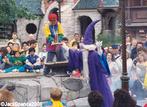 Disneyland Paris Fantasyland Merlin 