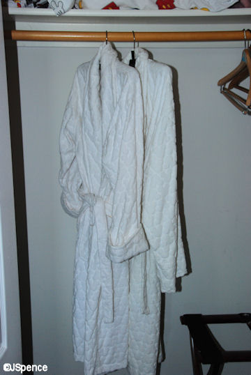 MM Robes