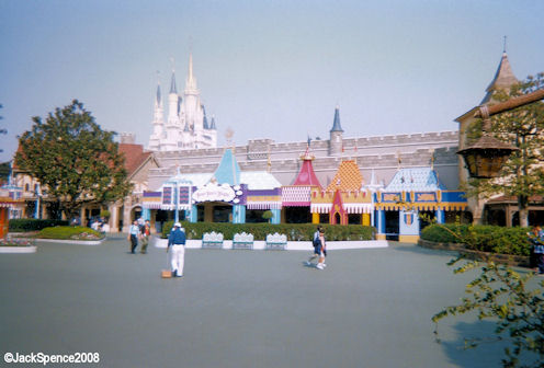 Peter Pan's Flight Fantasyland Tokyo Disneyland