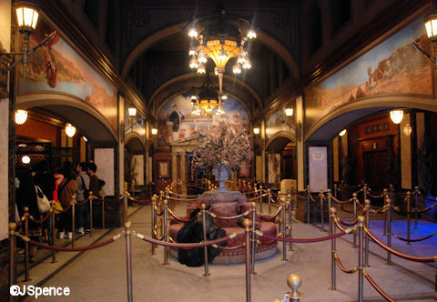 TOT DisneySea Lobby