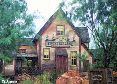 New Frontierland Train Station