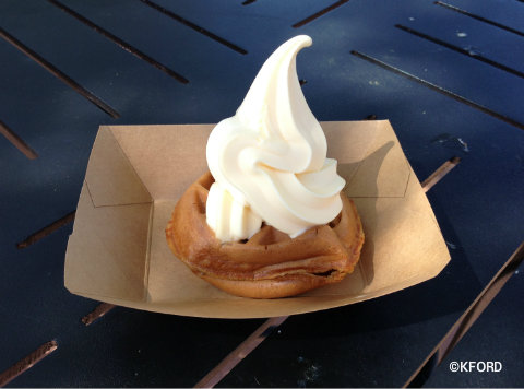epcot-outdoor-kitchen-dole-whip-waffle.jpg