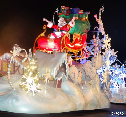 mickeys-very-merry-christmas-party-santa-float.jpg