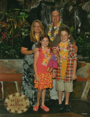 polynesian-luau-ford-family.jpg