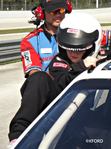richard-petty-getting-out-of-car.jpg