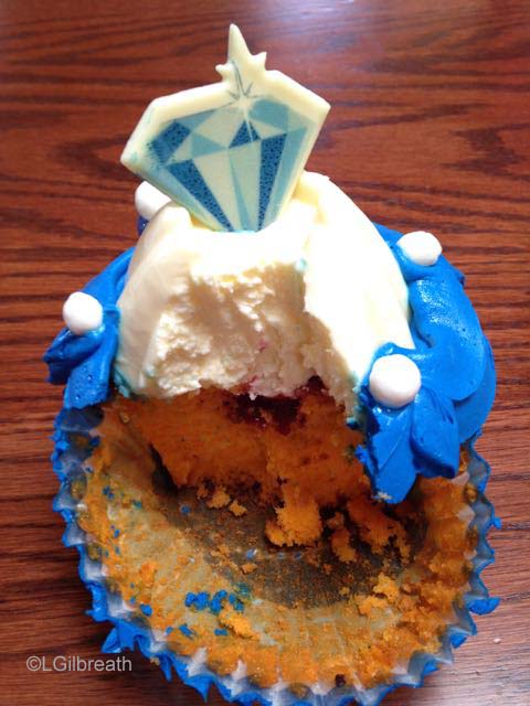 Diamond Anniversary cupcake