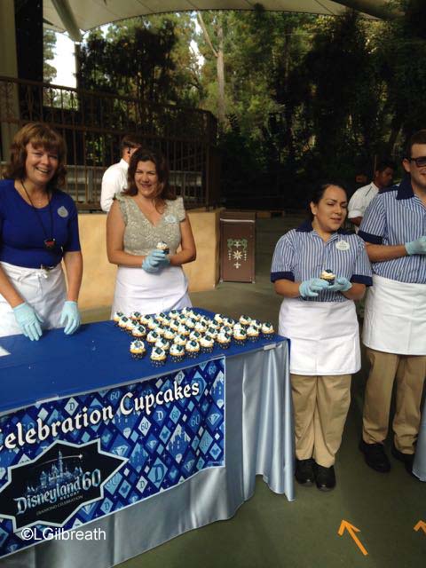Disneyland 60th birthday cupcakes
