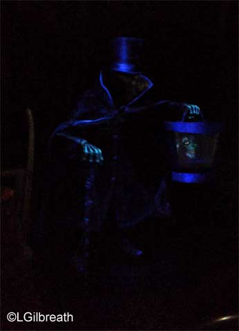 Haunted Mansion Hatbox Ghost