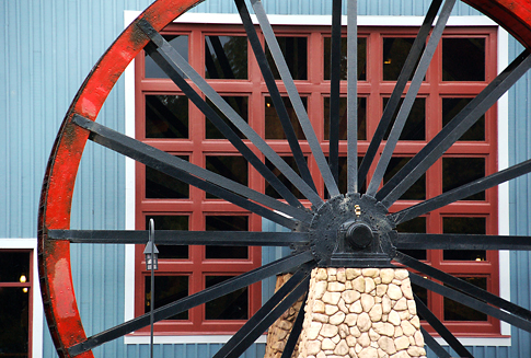 Waterwheel at Disney's Port Orleans Riverside Resort