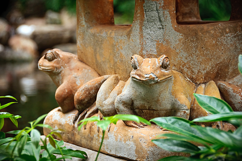 Animal Kingdom Sculpture