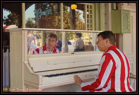 Jim the Ragtime Pianist at Casey's Corner in the Magic Kingdom, Walt Disney World, Orlando, Florida